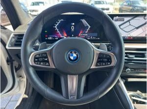 BMW 330 Touring (G21N)