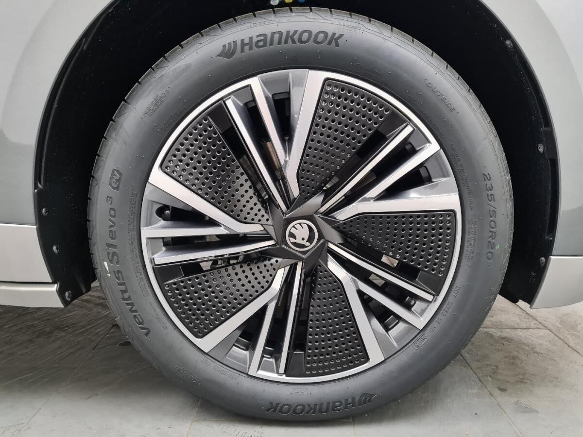 Skoda ENYAQ Enyaq 60 AHK Pano Matrix W-Pumpe 20