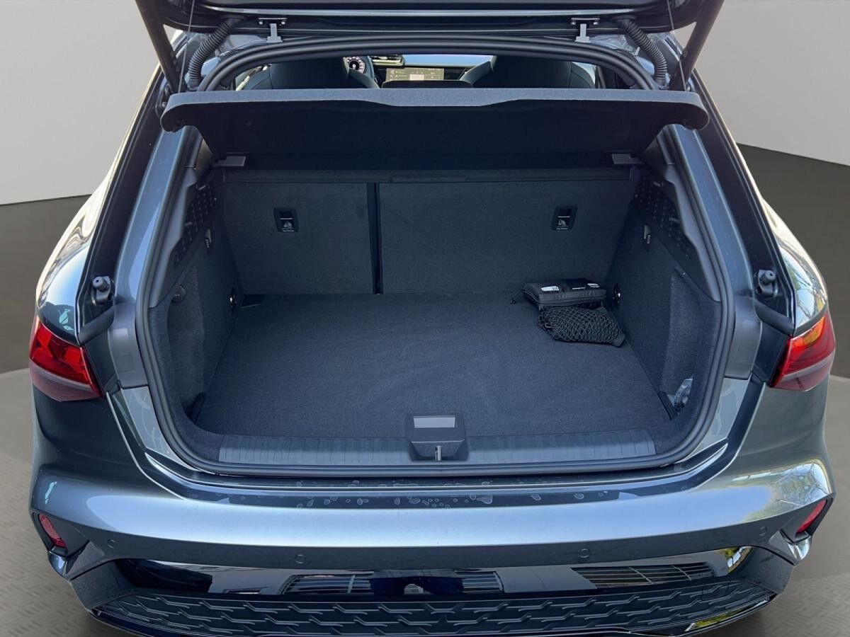 Audi A3 Sportback S line 35 TFSI S tronic+PANO+WKR