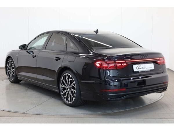 Audi A8 60 TFSI e quattro S line UPE: 162.470,- €