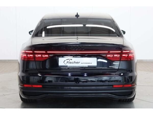 Audi A8 60 TFSI e quattro S line UPE: 162.470,- €
