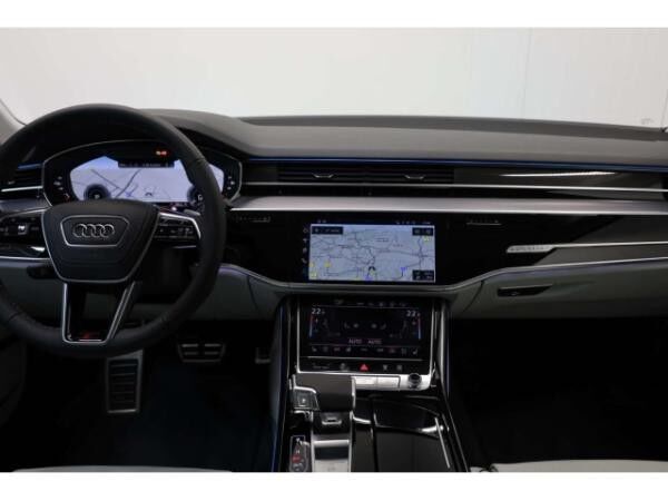 Audi A8 60 TFSI e quattro S line UPE: 162.470,- €