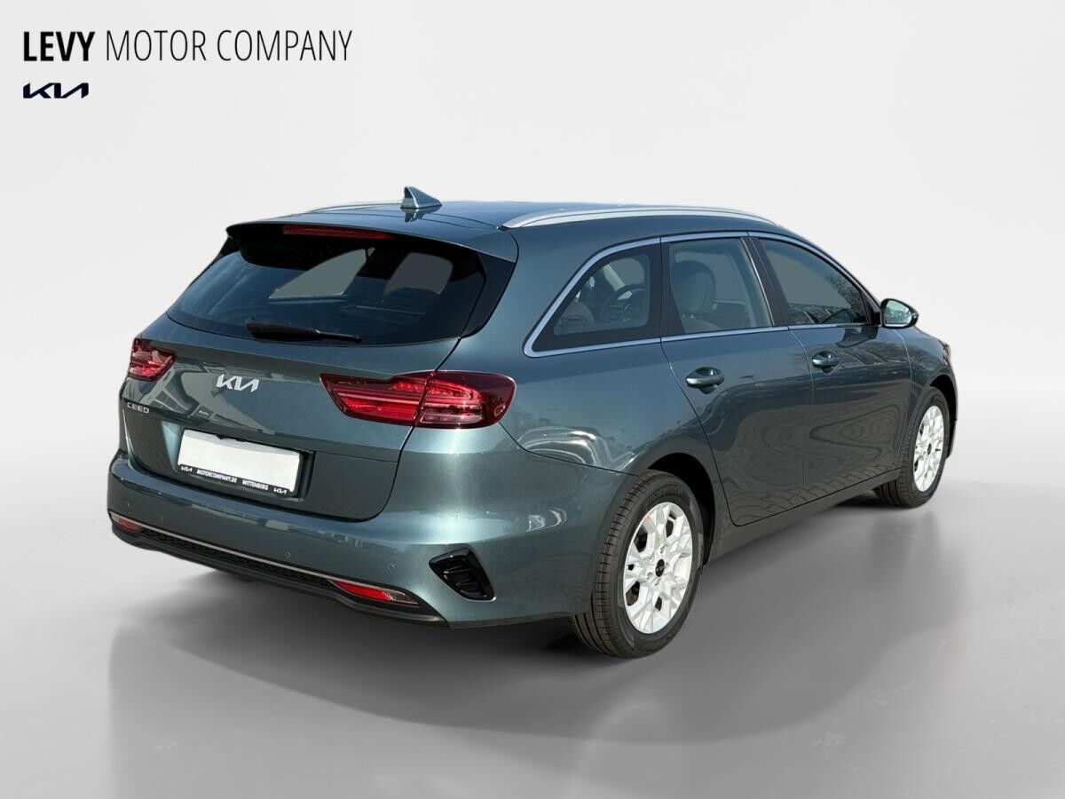 Kia Ceed 1,5T SW Ultimate Edition LED*SHZ*KAMERA*