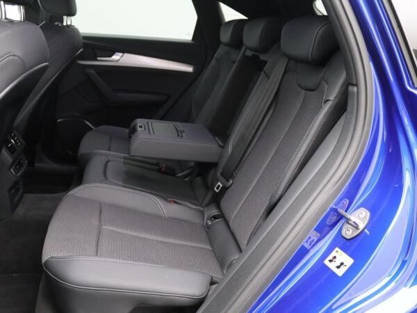 Audi Q5 Sportback 50 TFSIe quattro S-Line / Matrix