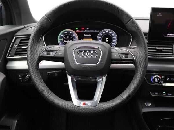 Audi Q5 Sportback 50 TFSIe quattro S-Line / Matrix