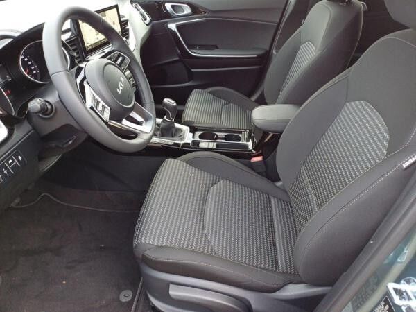 Kia Ceed 1.5T 140 ULTIMATE STY