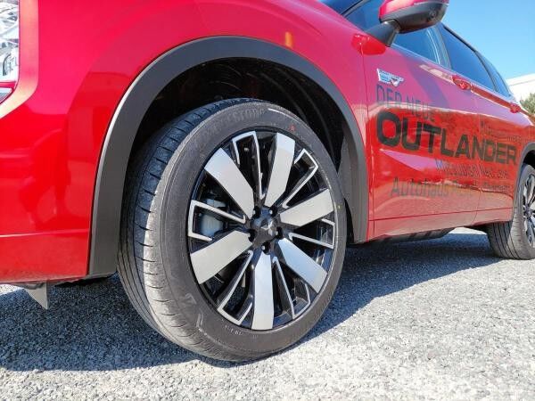 Mitsubishi Outlander Intro Edition Modell 2025