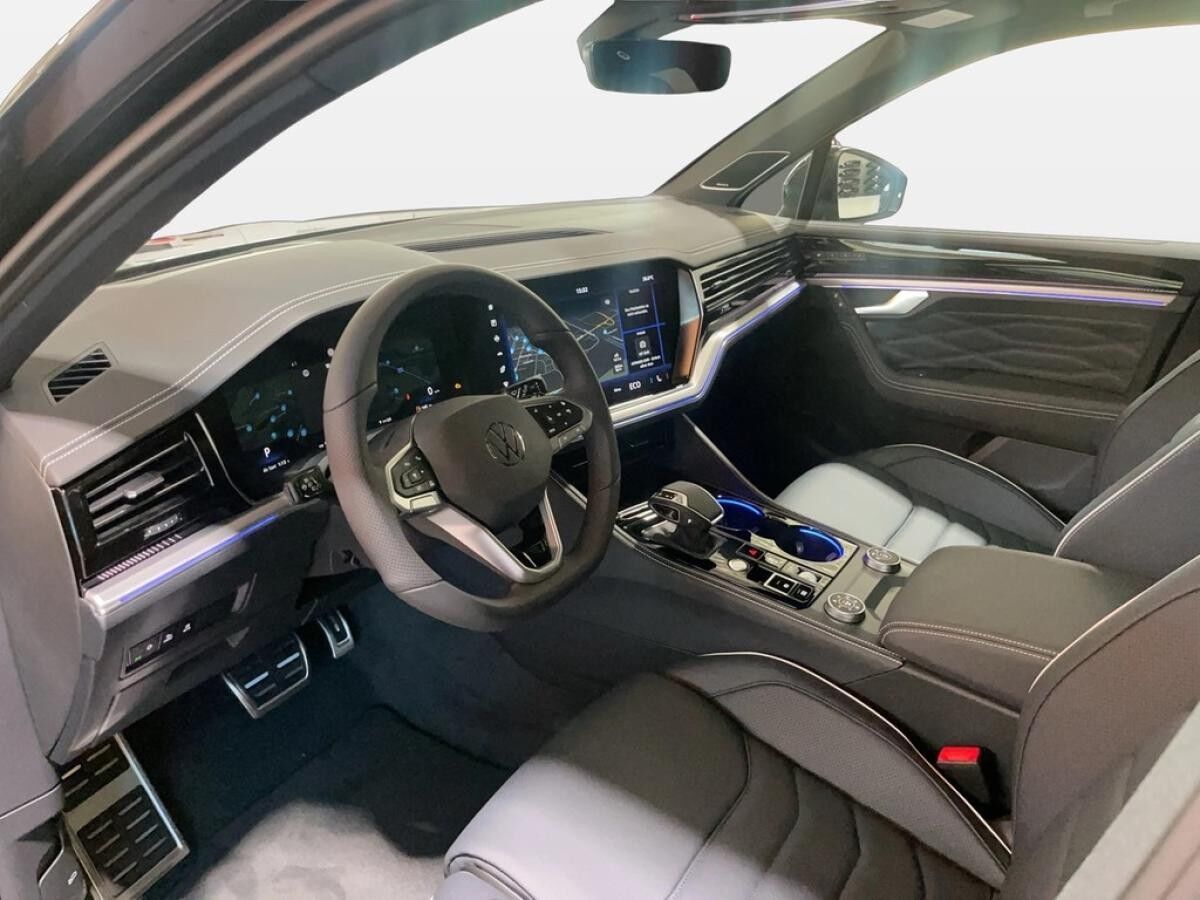 Volkswagen Touareg 3.0 V6 TDI 4M *R-LINE* AHK*HuD*PANO*22"*SOFORT VERFÜGBAR*