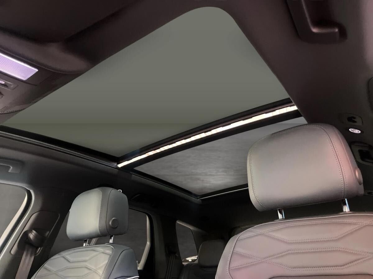 Volkswagen Touareg 3.0 V6 TDI 4M *R-LINE* AHK*HuD*PANO*22"*SOFORT VERFÜGBAR*