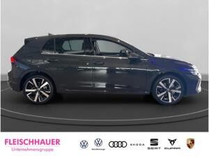 Volkswagen Golf 1.5 eTSI Style AHK Business-Premium Park&Comfort+
