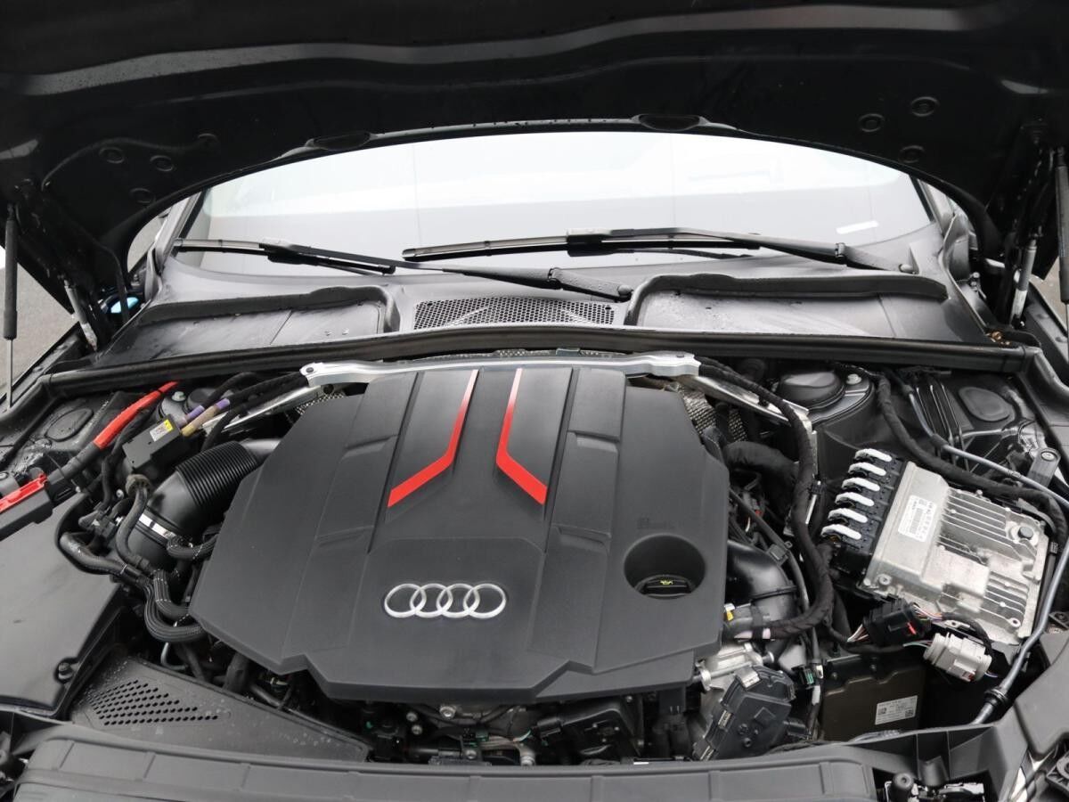 Audi S4 Avant 3.0 TDI quattro / Matrix-LED, Pano, HuD