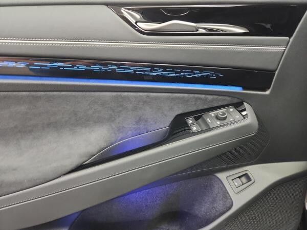 Volkswagen ID.7 Tourer Pro AHK LED LM 20" Navi ACC App-Connect