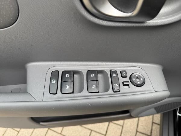 Hyundai Inster ⚡ Cross EV (MY25) 49 kWh ⚡ (115 PS) Effizienz-Paket, Glas-Schiebedach