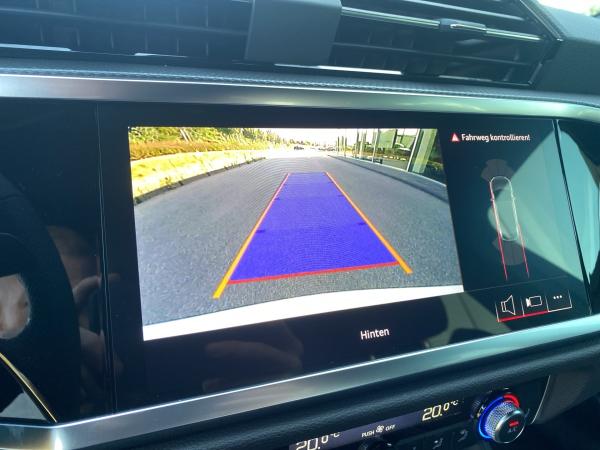 Audi Q3 Sportback S line 35 TFSI S tr. AHK LED ACC 19