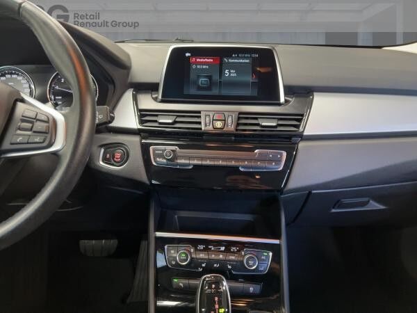 BMW 218 Active Tourer Advantage
