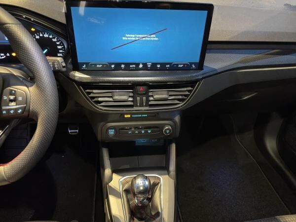 Ford Focus Turnier ST-Line 1.0 Ecoboost