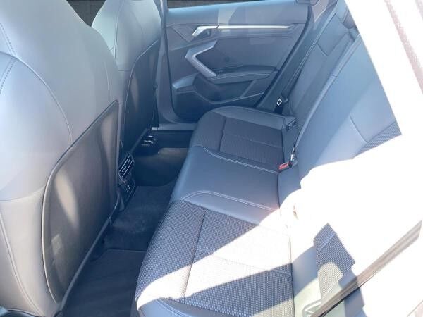 Audi A3 Sportback S line 35TFSI S tr. LED 19Ž AHK