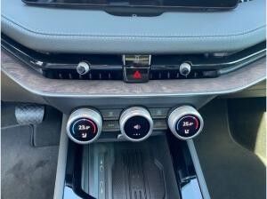 Skoda Superb Combi L&K 2,0 TDI 7-Gang-DSG 4x4