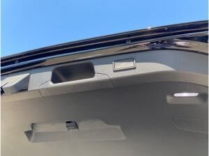 Skoda Superb Combi L&K 2,0 TDI 7-Gang-DSG 4x4