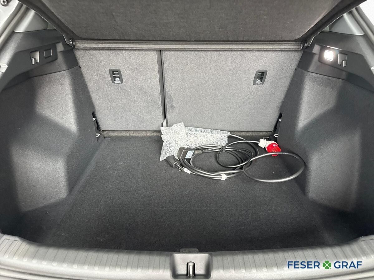 Audi Q4 e-tron 40 AHK Navi Pro Fahren Parken Plus
