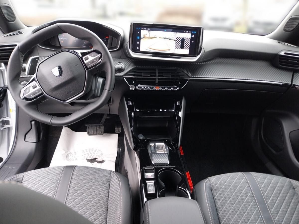 Peugeot 2008 ALLURE HYBRID 145 e-DSC6