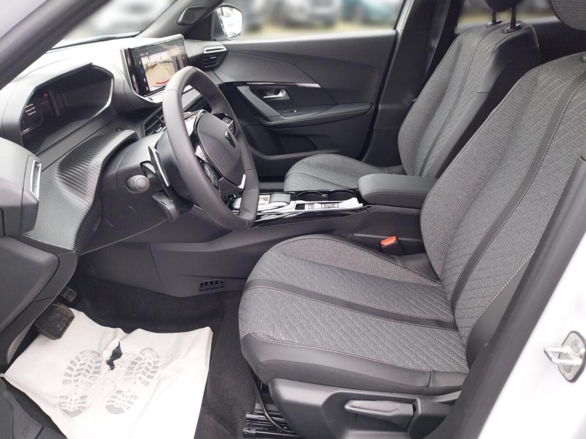 Peugeot 2008 ALLURE HYBRID 145 e-DSC6