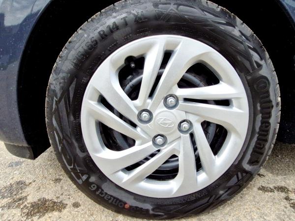 Hyundai i10 1.0 Select NAVI|RÜCKFAHRKAMERA|PDC|KLIMA