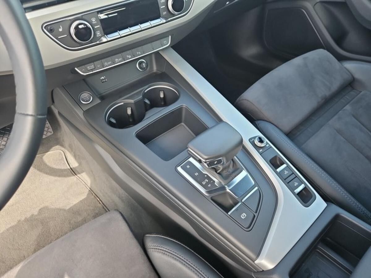 Audi A5 Cabriolet 35 TFSI S-tronic AHK+MATRIX+LEDER