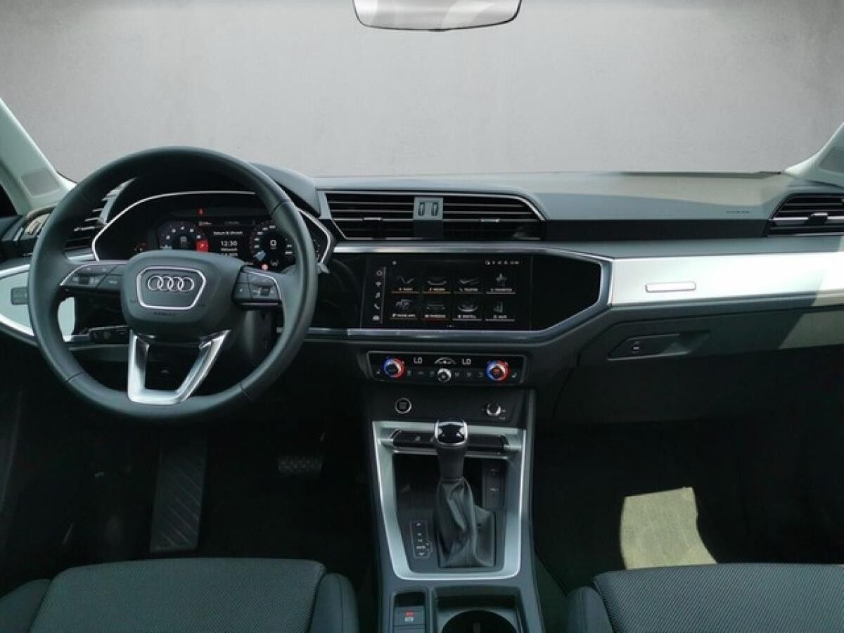 Audi Q3 S line 35 TFSI S tronic *ACC*AHK*VC*LED*