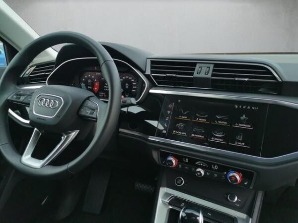 Audi Q3 S line 35 TFSI *ACC*AHK*VC*LED*