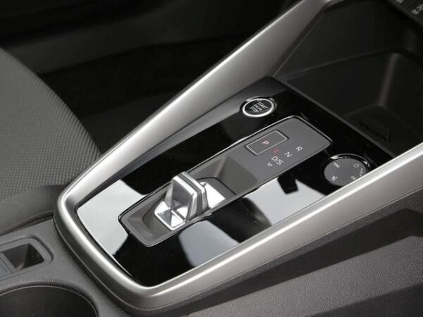 Audi A3 Sportback 30TDI S line GWP 17"App+VC ACC LED PDC Sitzheiz.