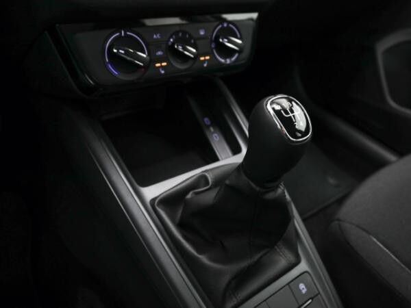 Skoda Kamiq Essence 1.0 TSI Winter SmartLink