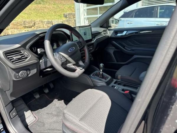 Ford Focus FOCUS 1,0L ECOBOOST ST-LINE X #RFK #TEMPOMAT  #EASYPARKING