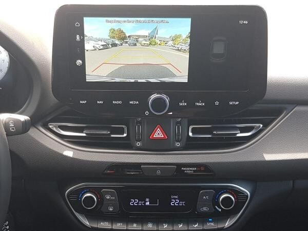 Hyundai i30 1.0 T-GDI Advantage *LED*NAVI*SHZ*