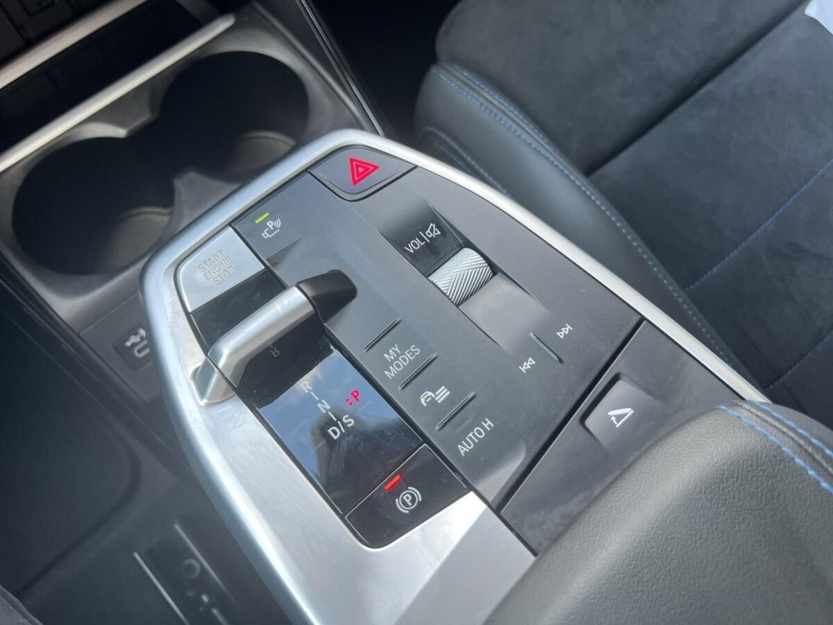 BMW 218 218d Active Tourer M Sportpaket Head-Up HK HiFi