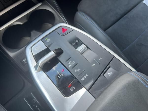 BMW 218 d Active Tourer M Sportpaket Head-Up HK HiFi