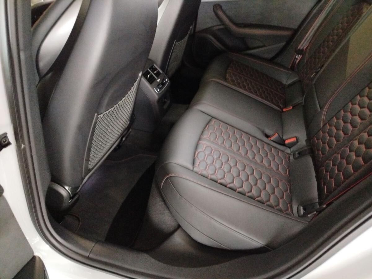 Audi RS4 Avant tiptronic MatrixLED HuD RS-Sportabgasanlage