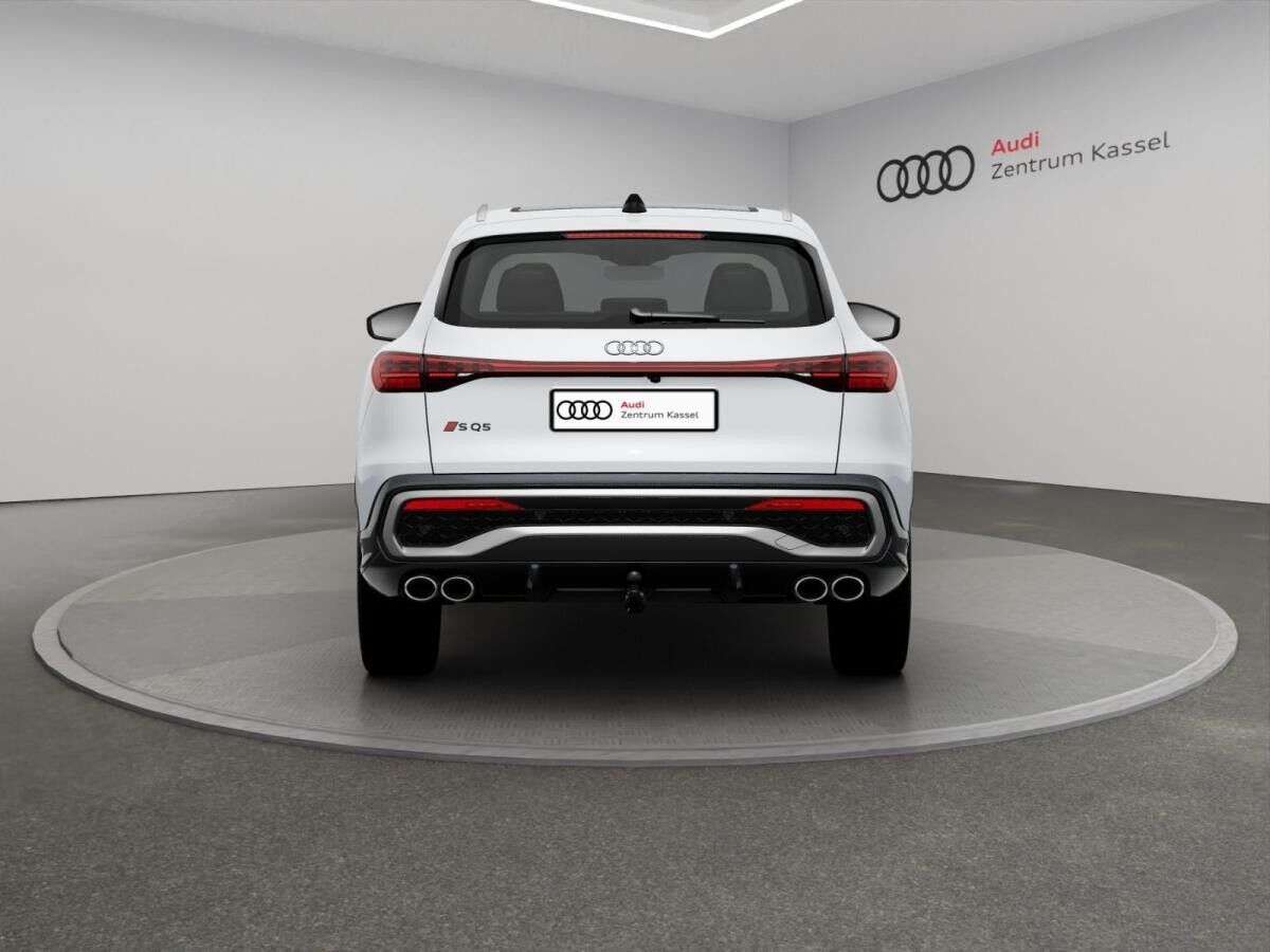 Audi SQ5 SUV TFSI S line Matrix LED AHK 360° Audi SQ5 SUV TFSI S line Matrix LED AHK 360°
