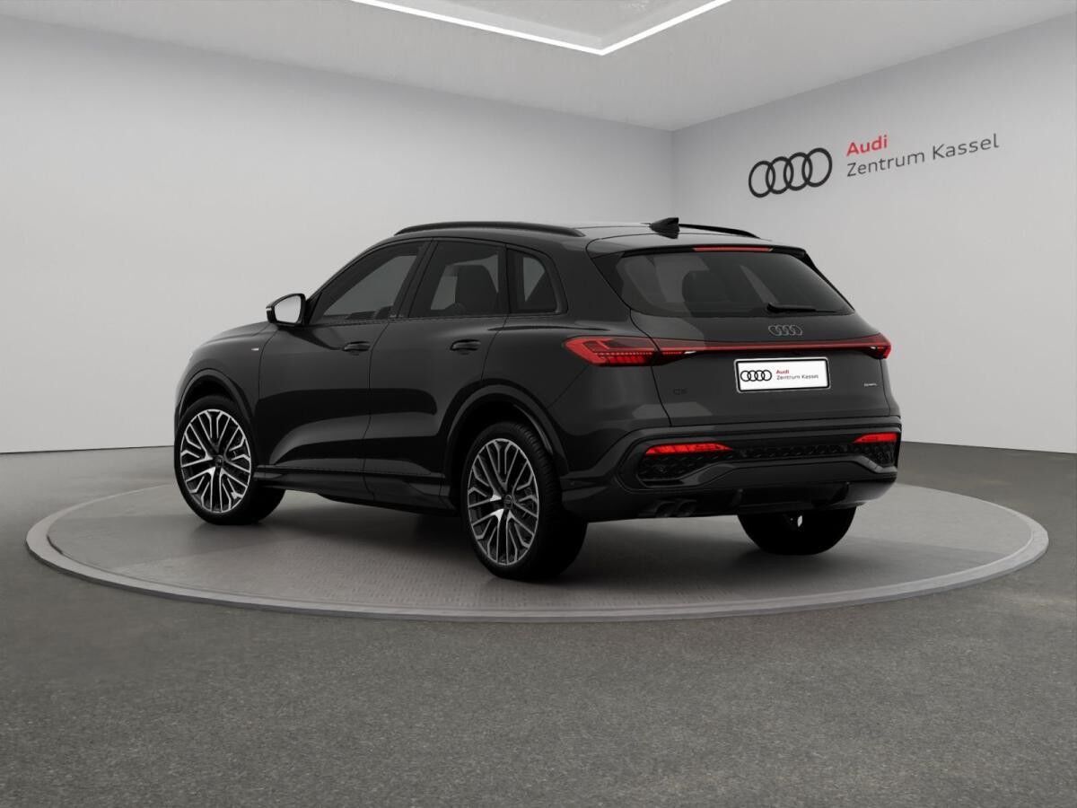 Audi Q5 SUV TDI quattro S line Matrix LED Pano HuD Audi Q5 SUV TDI quattro S line Matrix LED Pano HuD