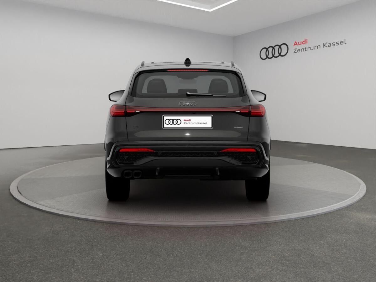 Audi Q5 SUV TDI quattro S line Matrix LED Pano HuD Audi Q5 SUV TDI quattro S line Matrix LED Pano HuD