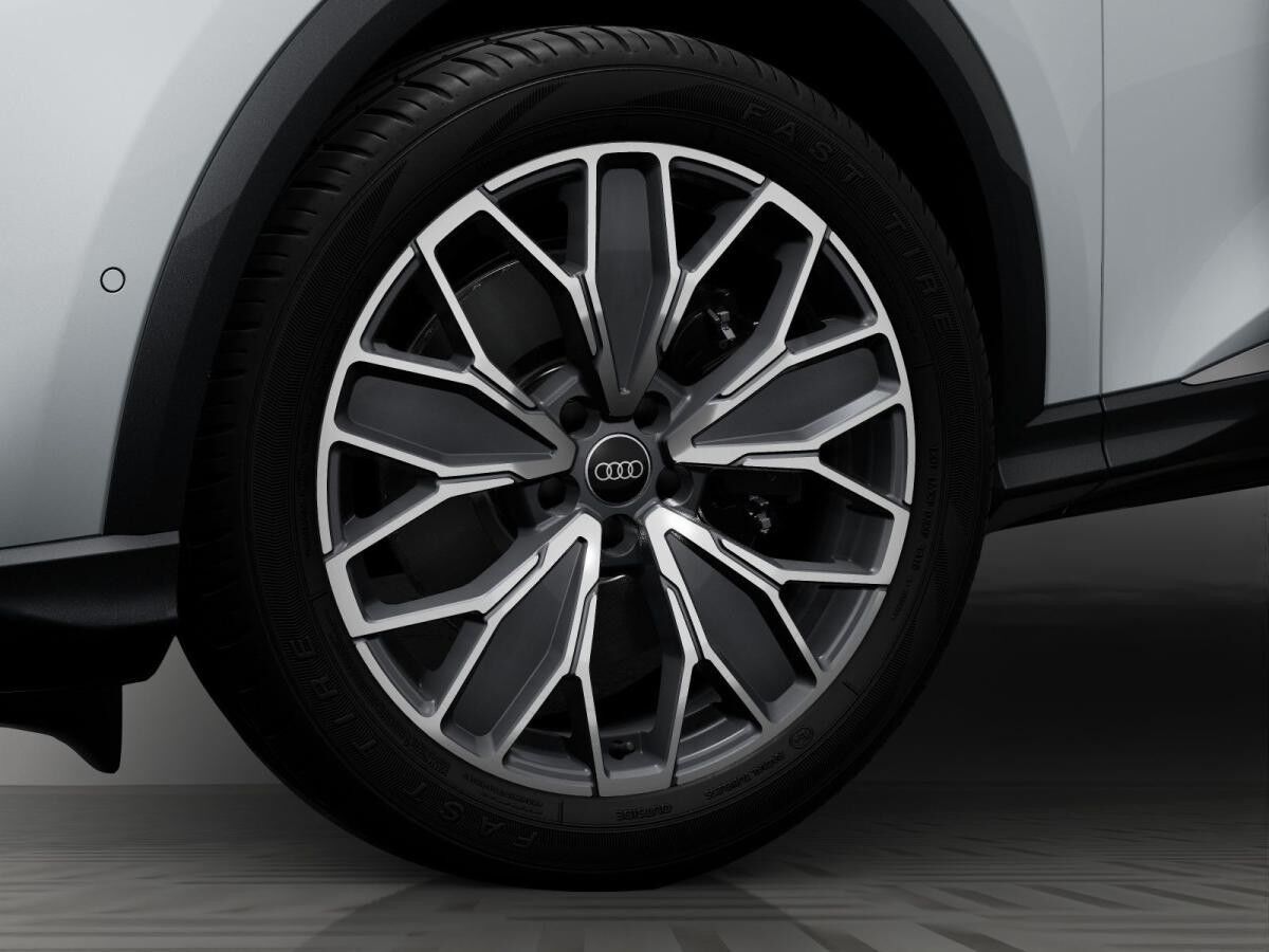 Audi SQ5 SUV TFSI S line Matrix LED AHK 360° Audi SQ5 SUV TFSI S line Matrix LED AHK 360°