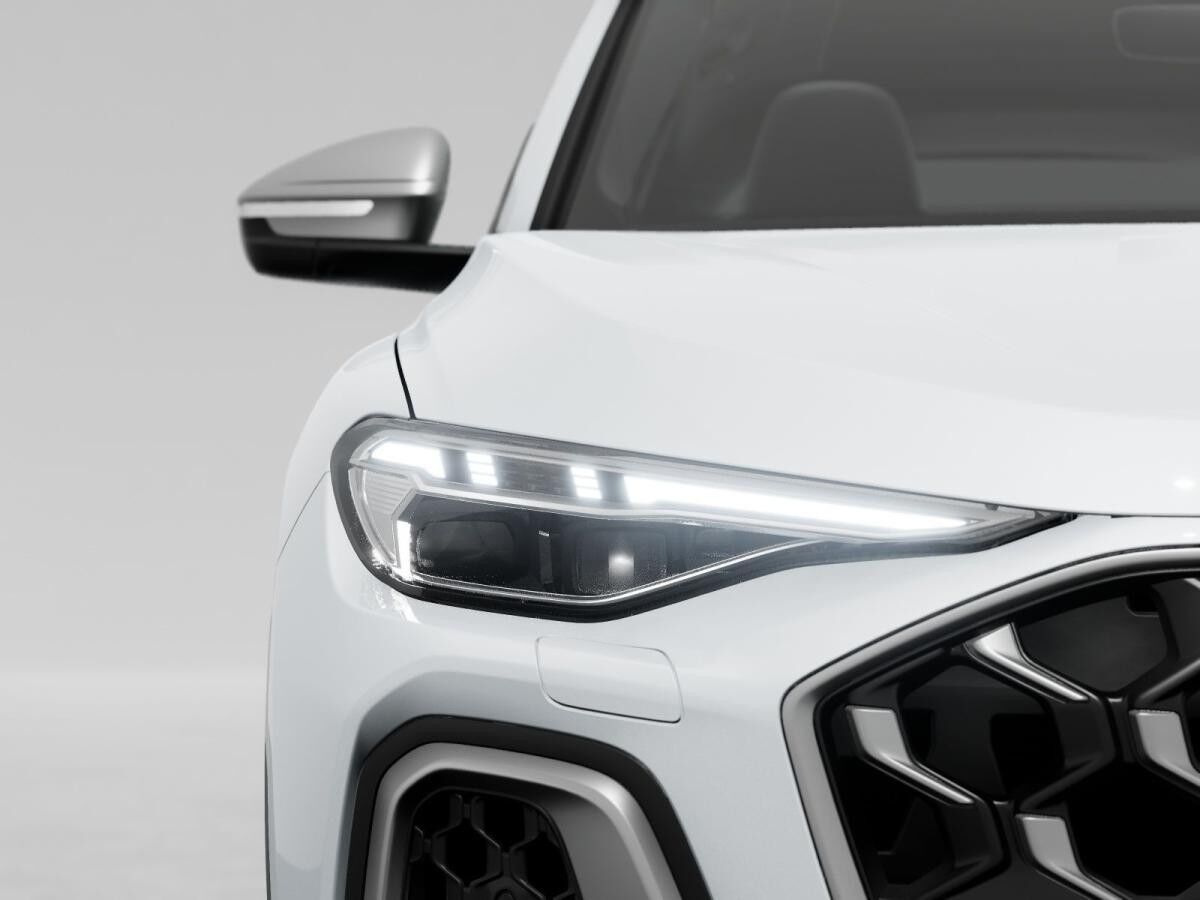 Audi SQ5 SUV TFSI S line Matrix LED AHK 360° Audi SQ5 SUV TFSI S line Matrix LED AHK 360°