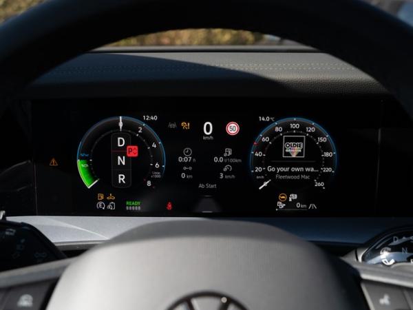 Volkswagen Tayron 1,5l eHybrid R-Line 6-Gang-DSG