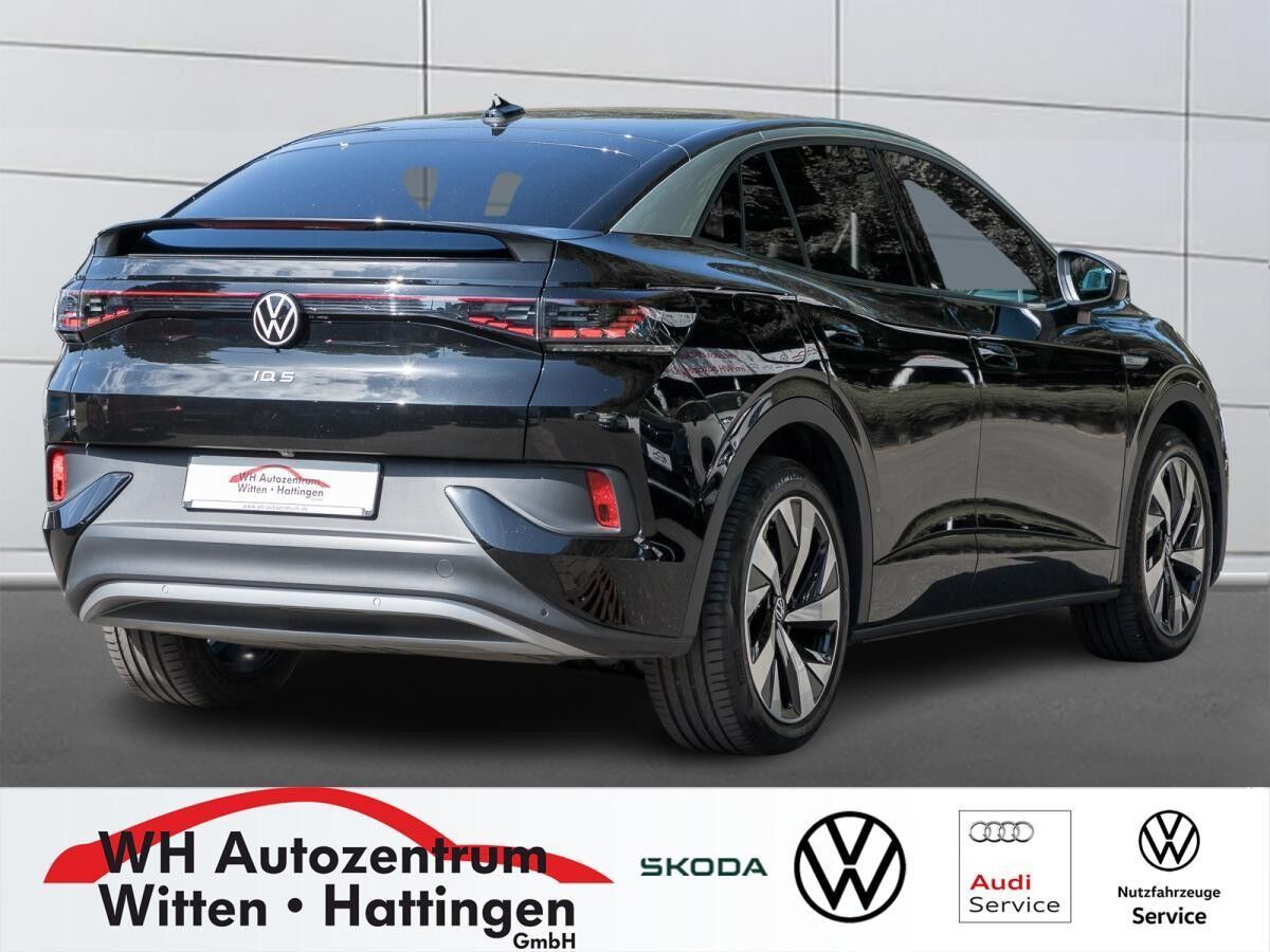 Volkswagen ID.5 Pro mit Infotainment-Paket AHK REARVIEW KEYLESS LED-MATRIX ACC
