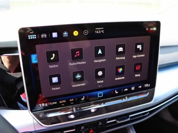 Volkswagen Golf GOAL 1,5 l eTSI DSG/INFOTAINP./PLUS-P./RFK/LED PLUS