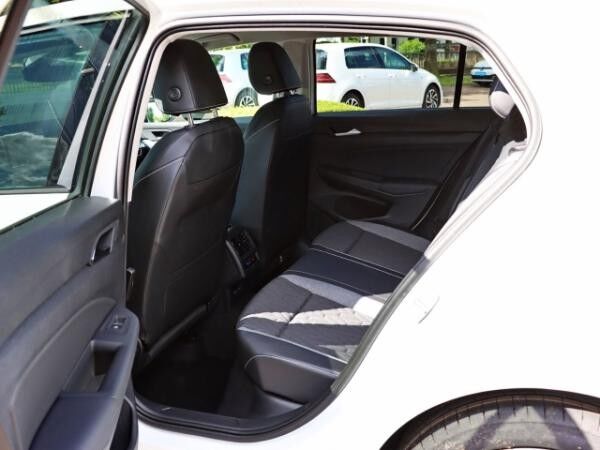 Volkswagen Golf GOAL 1,5 l eTSI DSG/INFOTAINP./PLUS-P./RFK/LED PLUS