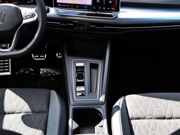 Volkswagen Golf GOAL 1,5 l eTSI DSG/INFOTAINP./PLUS-P./RFK/LED PLUS