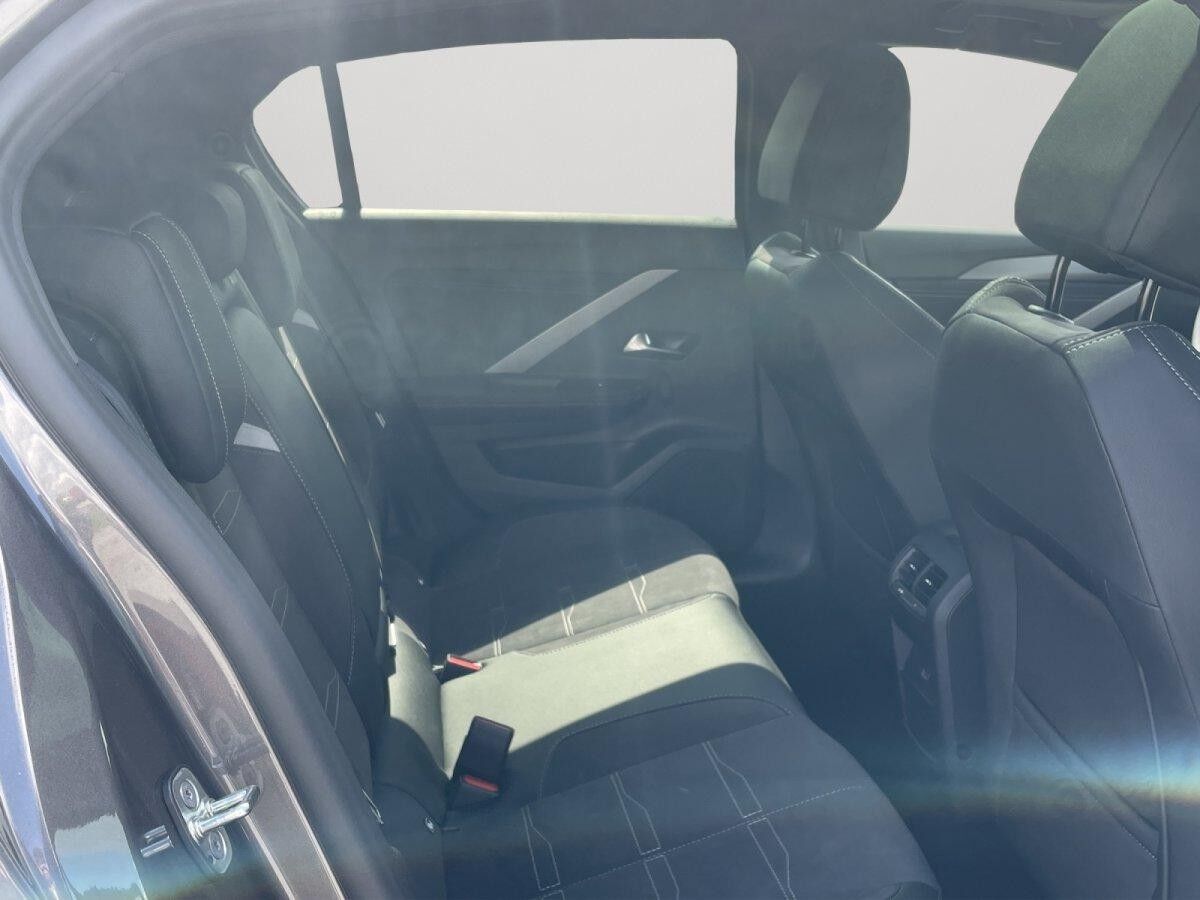 Opel Astra 1.2 AT ULTIMATE LED/NAVI/KAMERA/LENKRAD+SHZ-sofort Verfügbar-