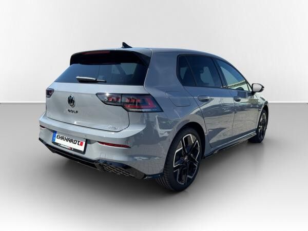 Volkswagen Golf VIII 1.5 eTSI DSG R-Line *