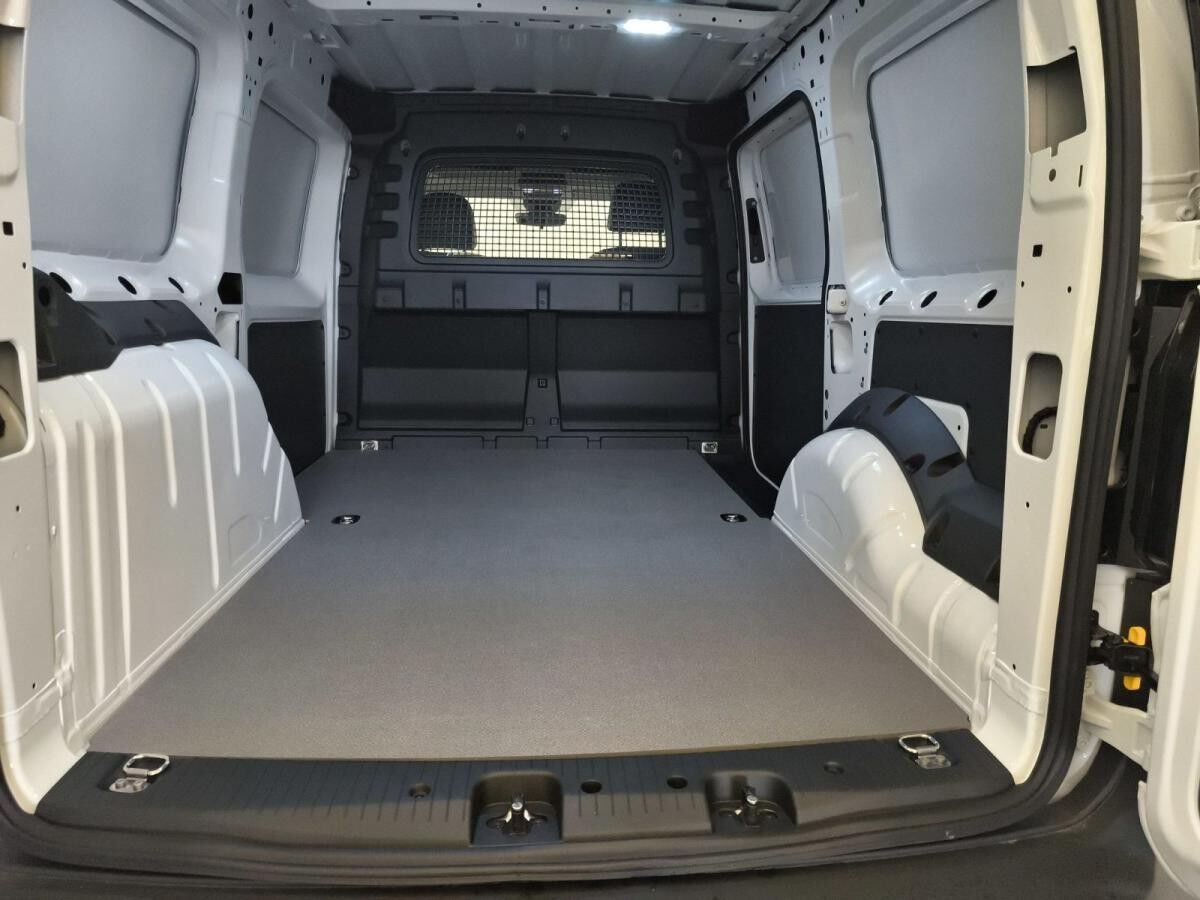 Volkswagen Caddy Maxi Cargo 1.5 l TSI KLIMA*SHZ*PDC